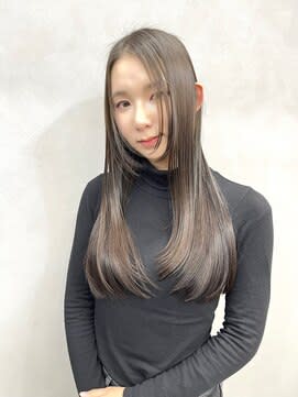 TIARA 博多店×スタイル