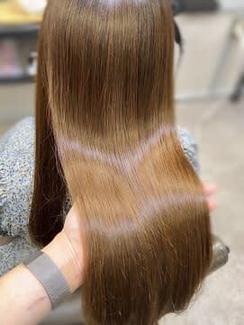 TIARA 博多店×スタイル