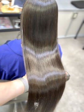 TIARA 博多店×スタイル