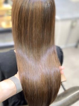 TIARA 博多店×スタイル