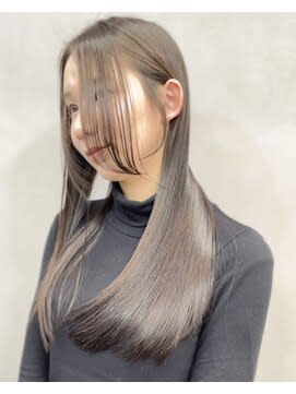 TIARA 博多店×スタイル