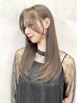 TIARA 博多店×スタイル