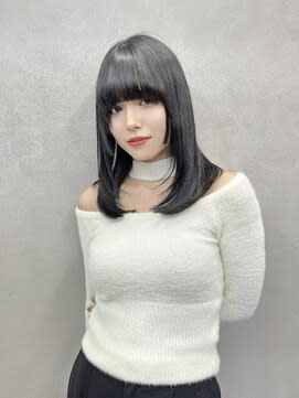 TIARA 博多店×スタイル