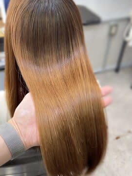 TIARA 博多店×スタイル