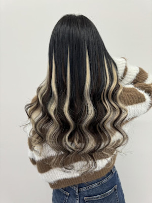 表面はガッツリ！ハイライトエクステ！