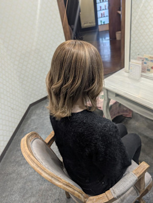 外してカットカラースタイル