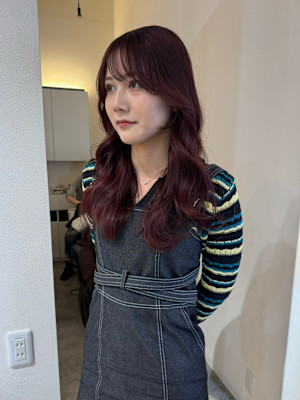 チェリーレッド