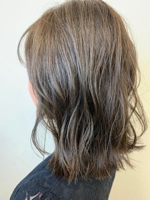 フォギーベージュ