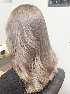 ｜くすみ感×ホワイトミルクティー｜