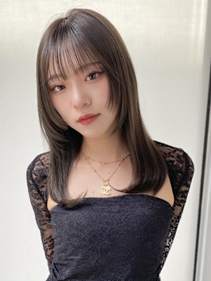 韓国くびれレイヤー顔周りレイヤー【 大阪 上新庄】