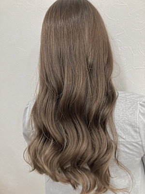 ロング×ペールベージュ