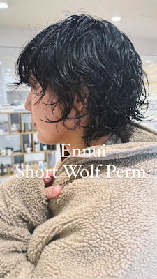 外国人風アンニュイショートウルフパーマ