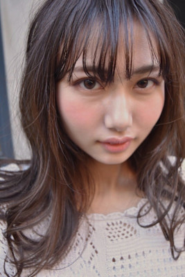 シンプルカールベージュ