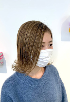 外ハネスタイル