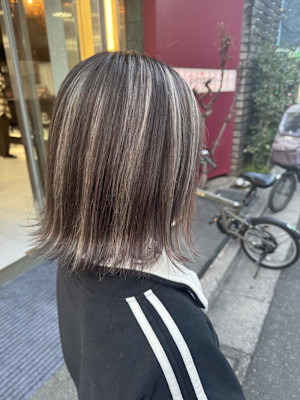 ホワイトハイライトカラー【錦糸町北口】