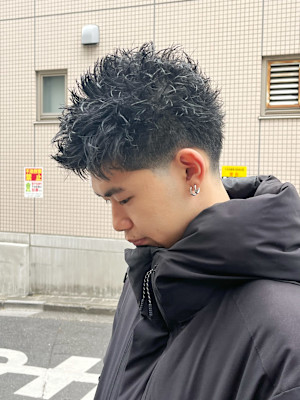 スパイキーショート　テーパーフェード