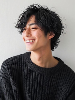 20代30代40代　メンズ　ビズネス　黒髪　ショート