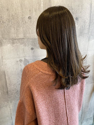 レイヤーたっぷりロングヘア《ARCH CHIAKI》