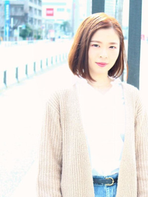 柔らかブラウン×ツヤツヤボブスタイル