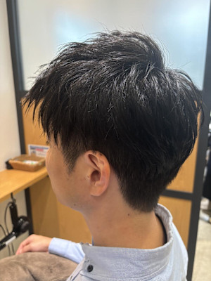 メンズヘア　ツーブロック