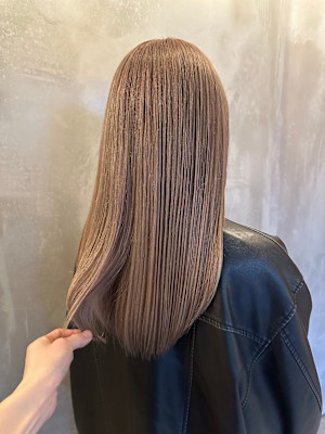 池袋 ブリーチ ハイトーン ミルクティーベージュ♪