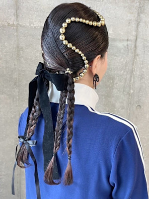 成人式ヘアセット　タイト　編み下ろし　リボン　和装ヘア