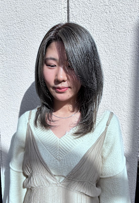 オリーブグレー