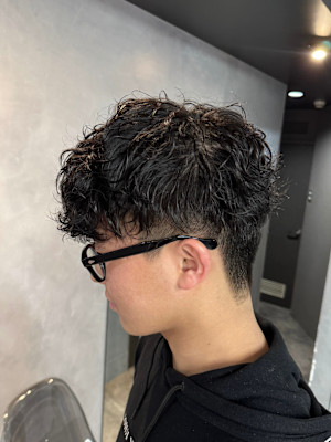 ニュアンスパーマ　刈り上げ