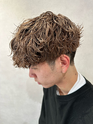 ブリーチカラー＋パーマ