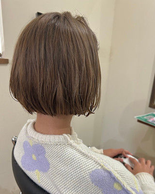 明るいベージュボブ