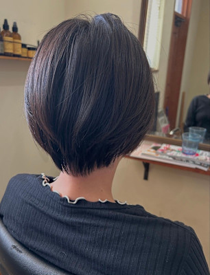 コンパクトショートヘア