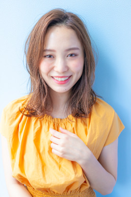 明るめカラーで元気な外ハネ☆　