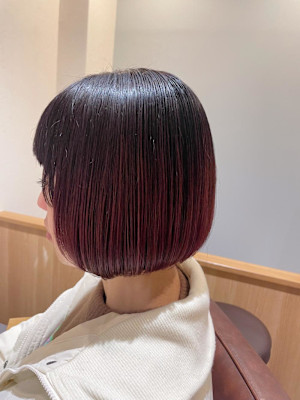 ミニボブにデザインカラー