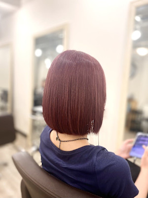 チェリーレッド