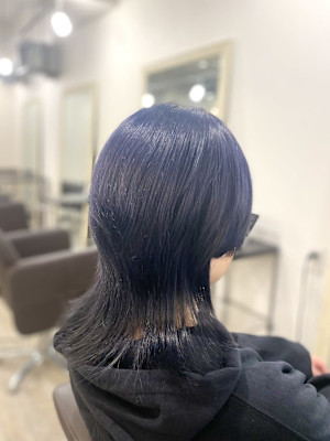 ネイビーブルー