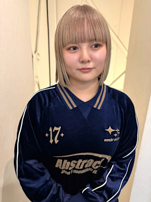 ハイトーンベージュ/切りっぱなしボブ_下北沢