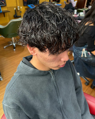 シャドウパーマ最近多いですのでぜひ🙏