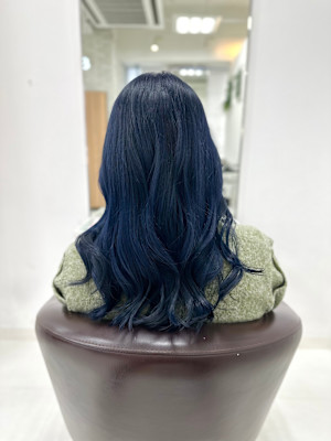 ネイビーブルー