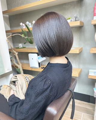 切りっぱなしボブ