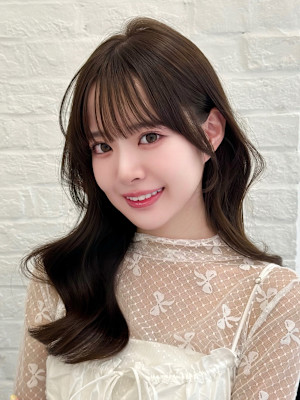 耳にかけても可愛い顔まわり【三軒茶屋】