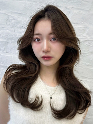 柔らかい雰囲気になるブラウン【三軒茶屋】