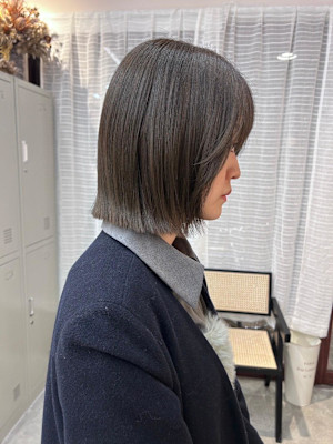 【Look at】カーキベージュミニボブアッシュ