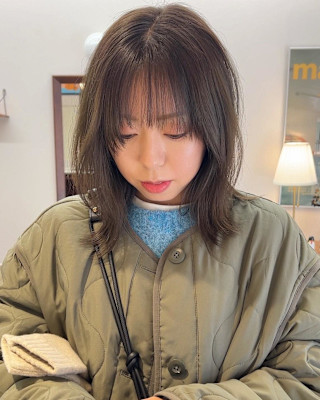 【Look at】透明感オリーブベージュボブ