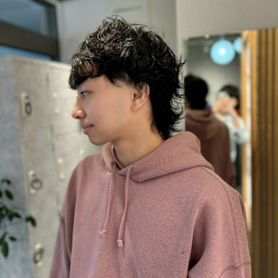 【takumi】ウルフカット×スパイラルパーマ