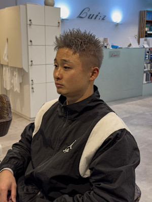 フェードスタイル×シルバーアッシュ