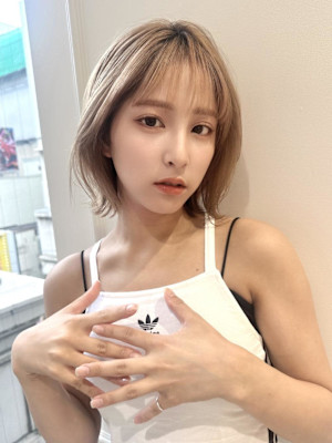 外ハネくびれボブ×ナチュラルブラウン