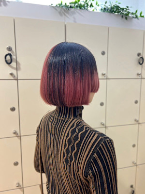 アシンメトリーボブ×デザインカラー PINK