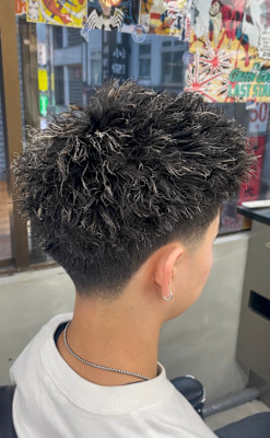 ツイストスパイキー×テーパーフェード