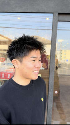 スッキリかっこいい短髪スタイル