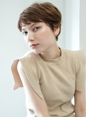 ショート・ボブ/白髪ぼかし/ハイライト/絶壁解消/